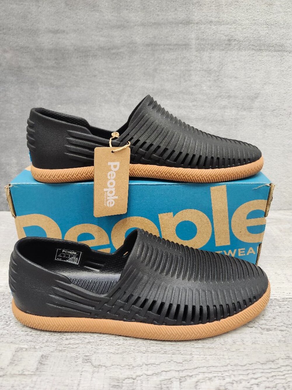 People Footwear Rio Really Black/Gum Women 7/M5 (EU37) NIB